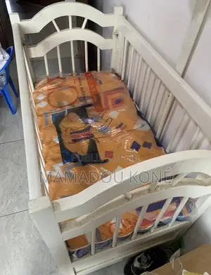 Lit Bébé À Brader
