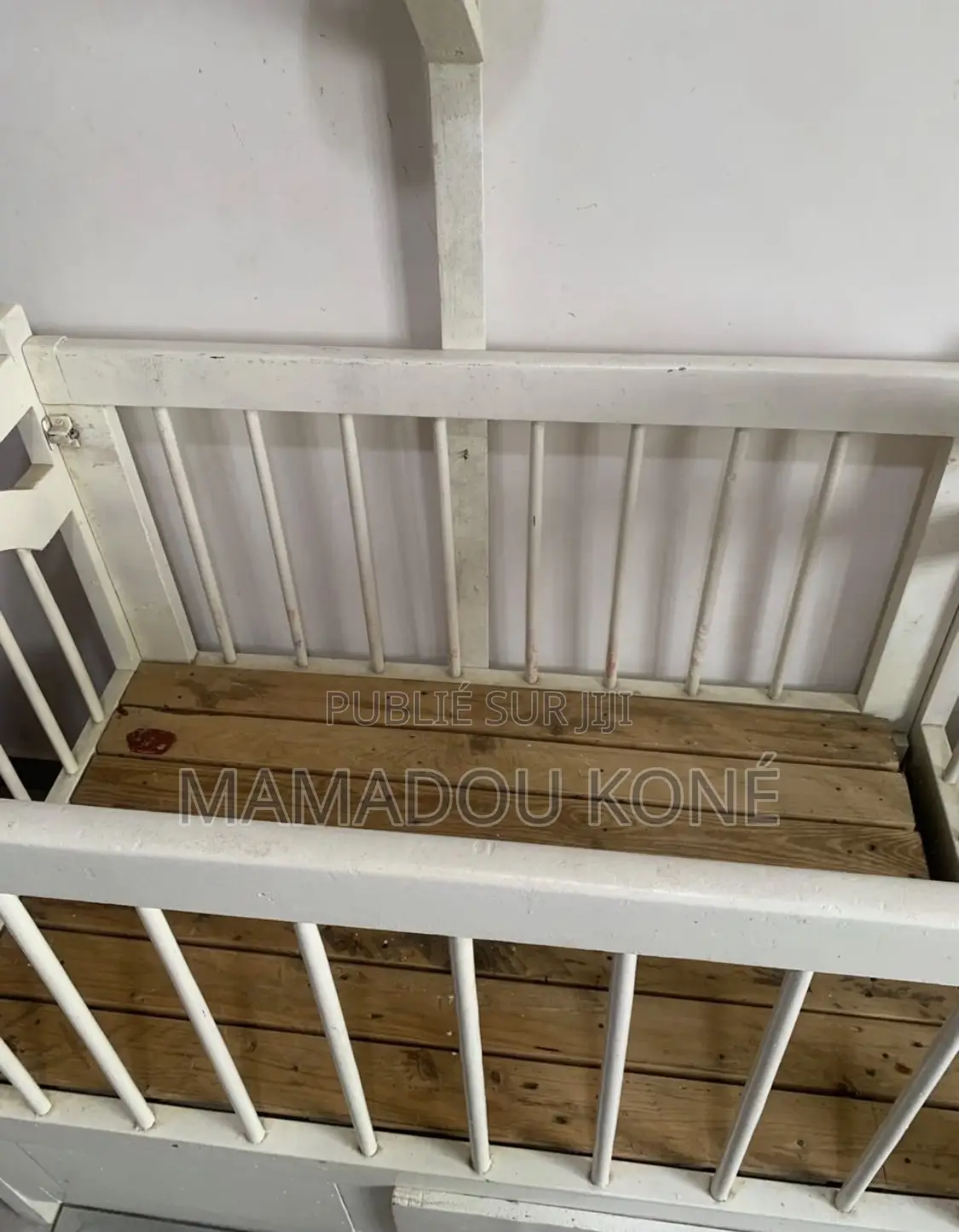 Lit Bébé À Brader