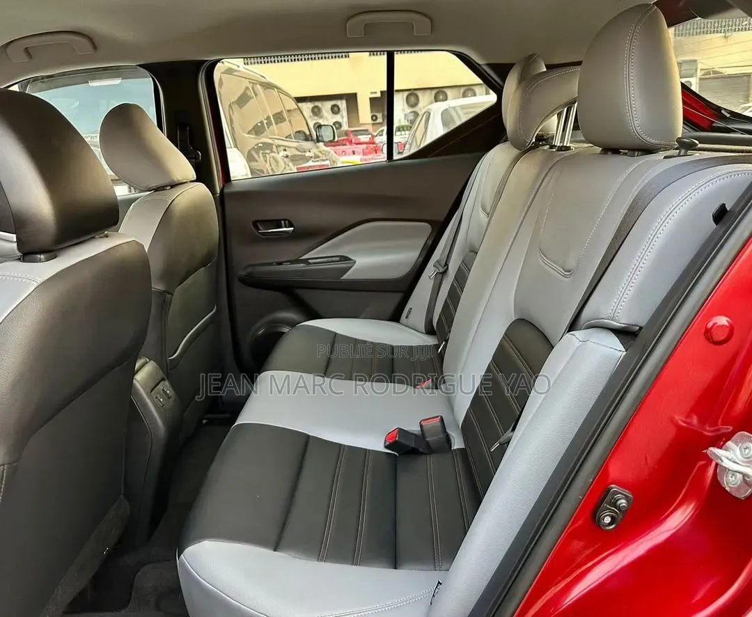 Nissan Kicks 2023 Bordeaux