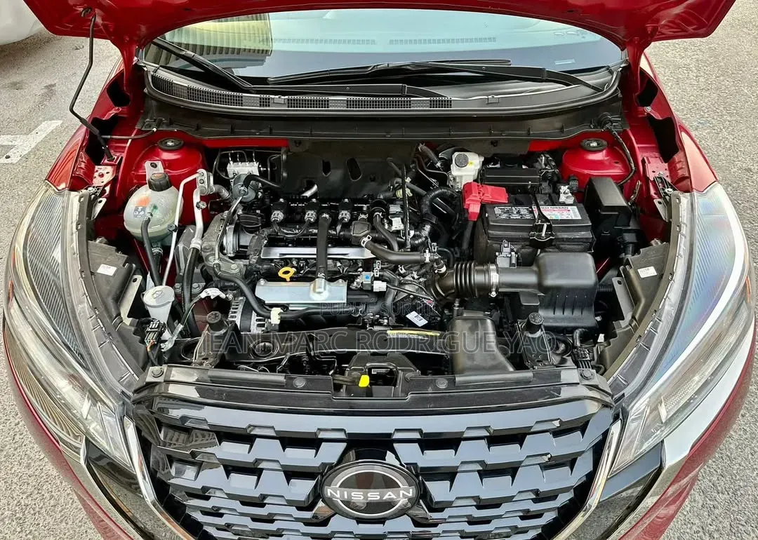 Nissan Kicks 2023 Bordeaux