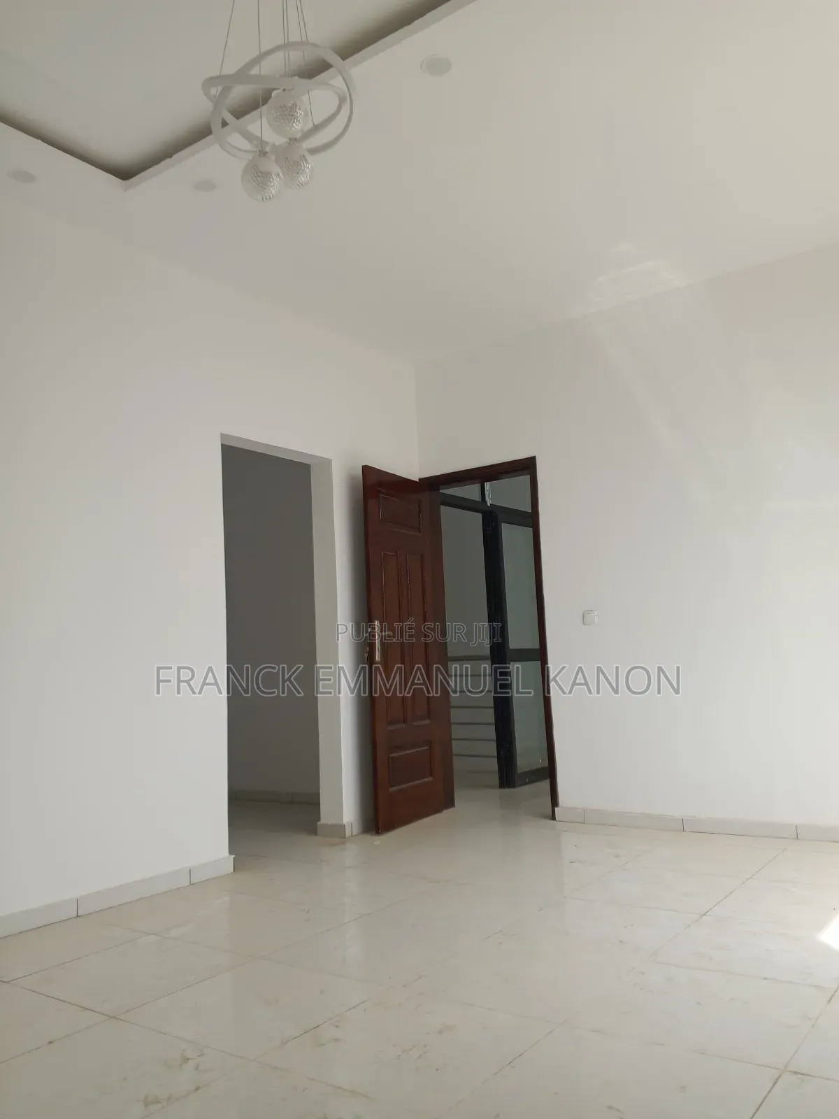 Meublé 4chbre Villa dans Appartement Ideal, Cocody à Vendre