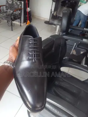 Chaussures Homme Élégantes – Disponibles Maintenant ! Vous Recherch