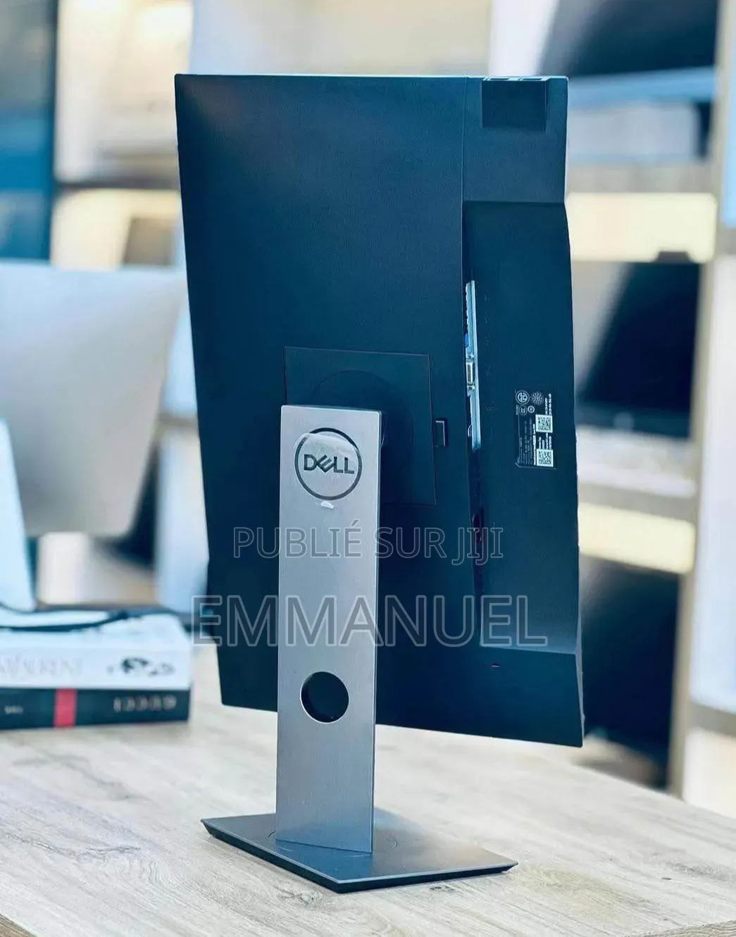 Moniteur Dell 24 Pouces FHD Sans Bordure Casi Neuf