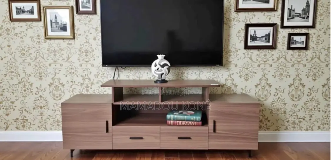 Table TV Disponible Sur Commande