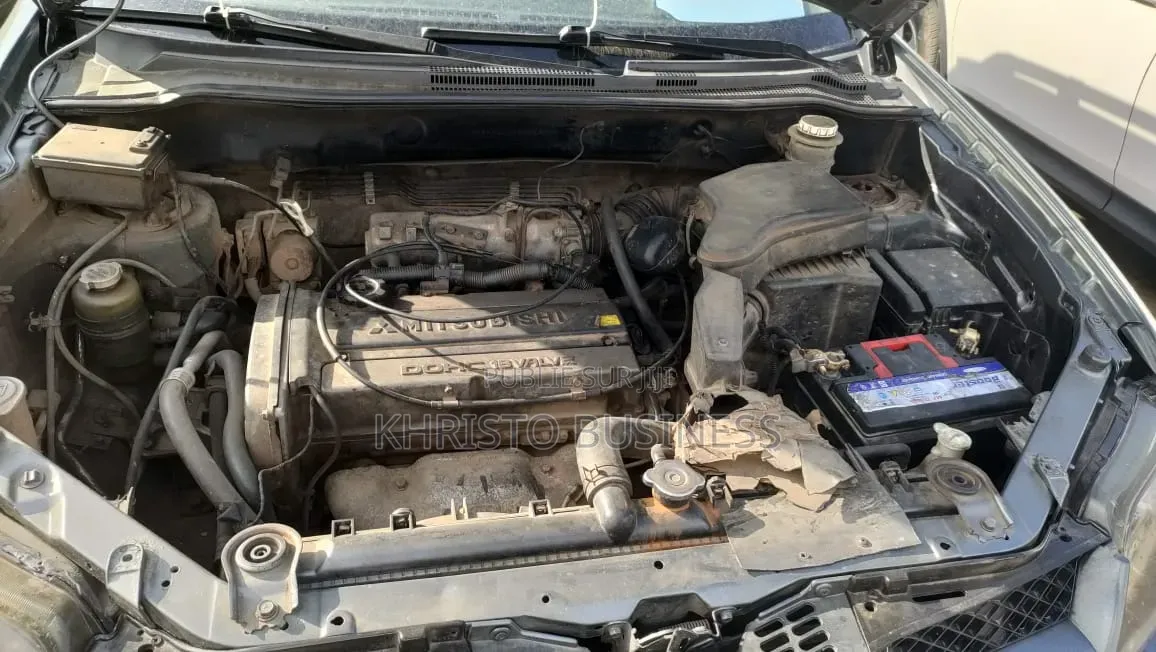 Mitsubishi Outlander 2.4 2003 Gris