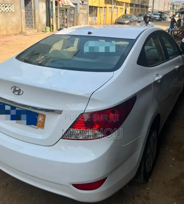 Hyundai Accent 2015 Blanc