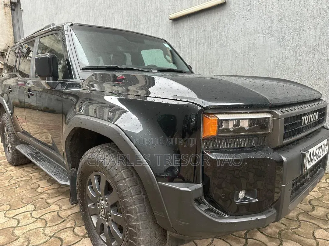 Toyota Land Cruiser Prado 2025 Noir