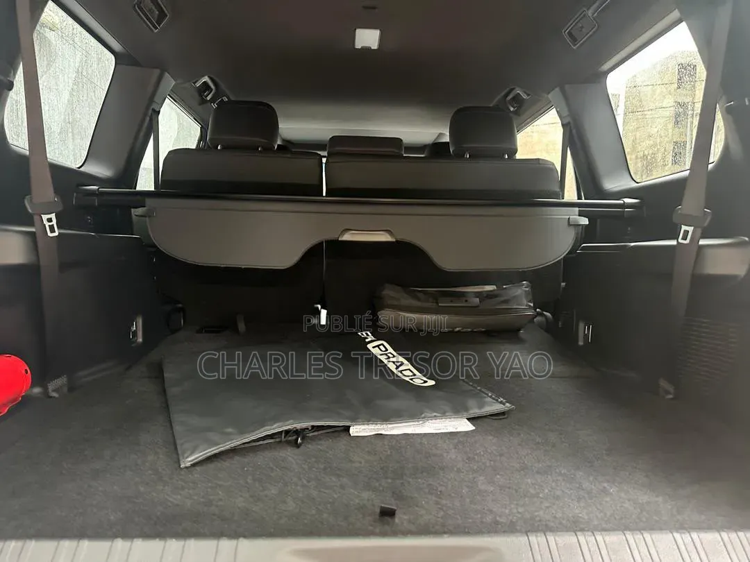 Toyota Land Cruiser Prado 2025 Noir