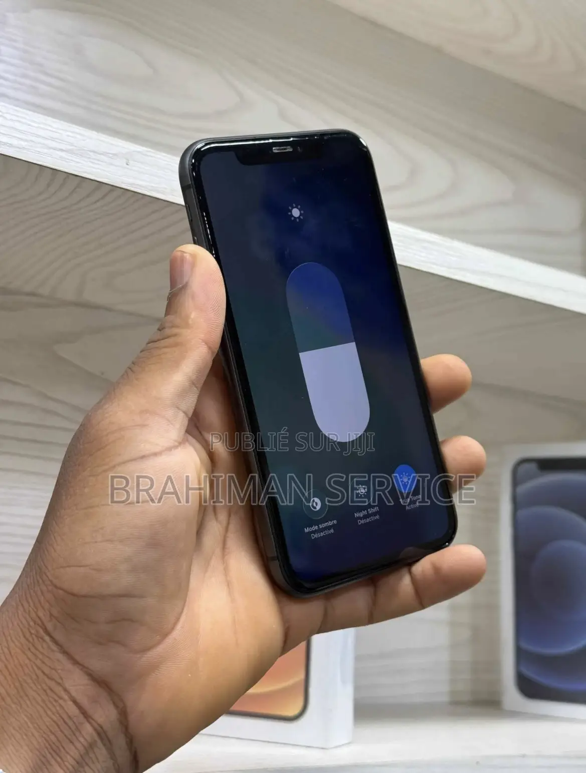 Nouveau Apple iPhone 11 64 GB Noir