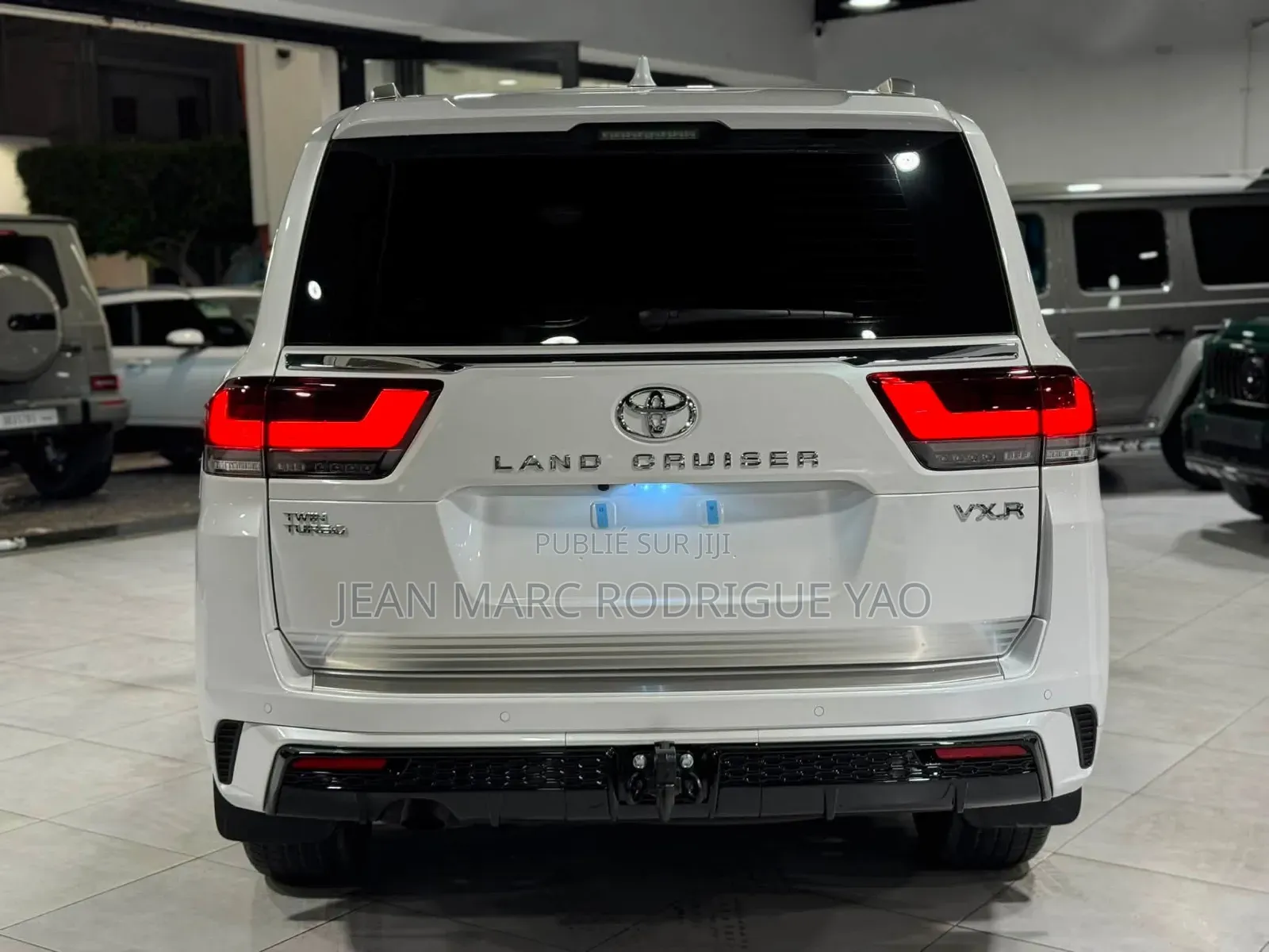 Nouveau Toyota Land Cruiser 2026 Blanc cassé