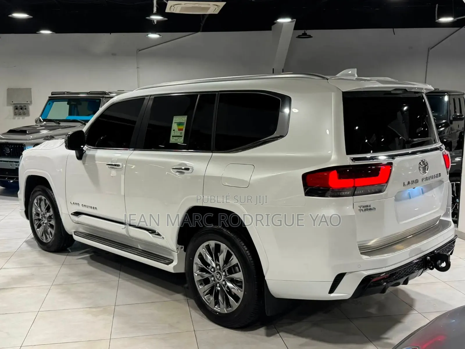 Nouveau Toyota Land Cruiser 2026 Blanc cassé