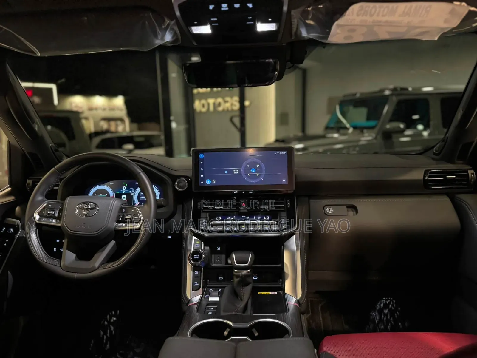 Nouveau Toyota Land Cruiser 2026 Blanc cassé