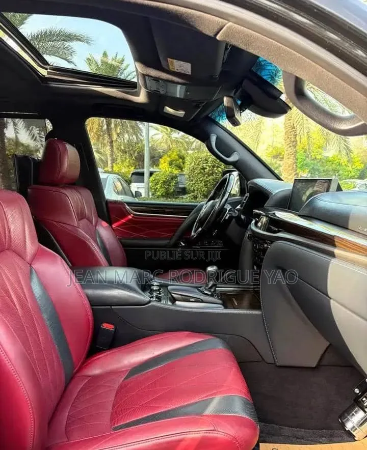 Lexus LX 2021 Noir