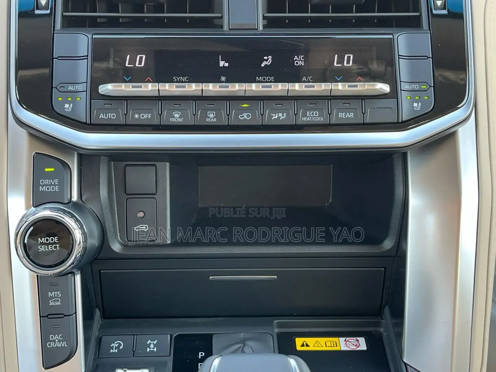Nouveau Toyota Land Cruiser 2026 Beige