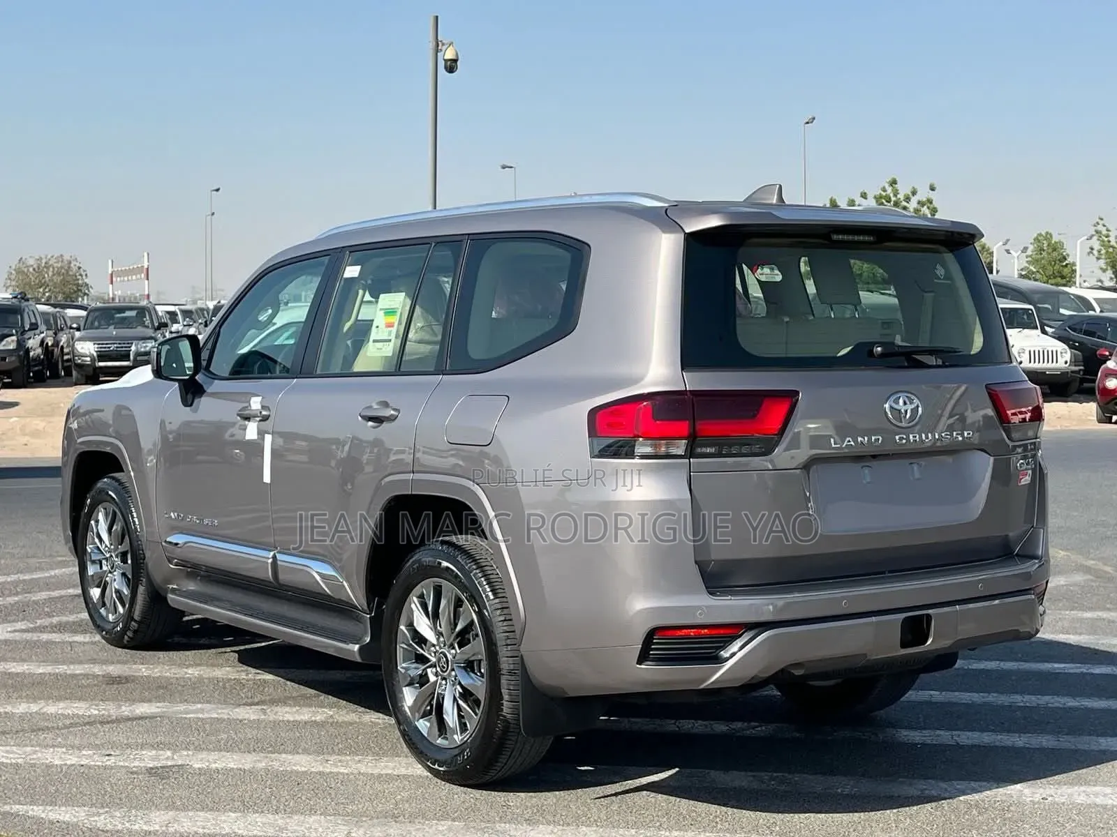 Nouveau Toyota Land Cruiser 2026 Beige