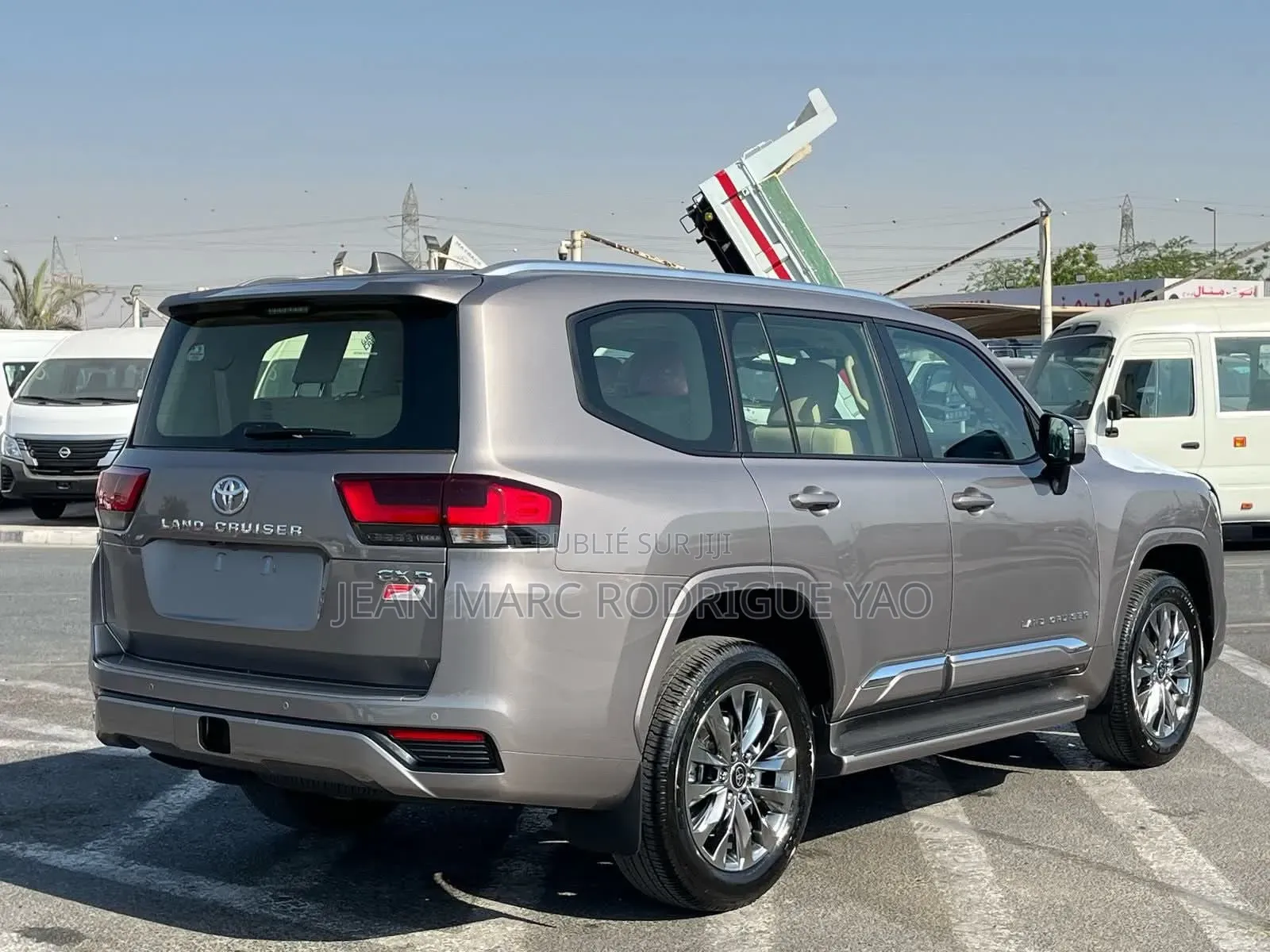 Nouveau Toyota Land Cruiser 2026 Beige