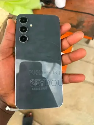 Nouveau Samsung Galaxy F23 128 GB Gris