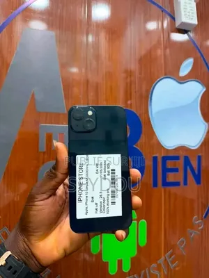 Nouveau Apple iPhone 13 256 GB Noir