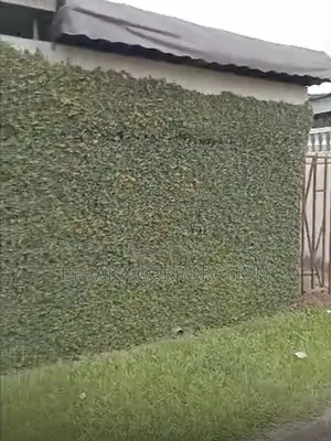 3chbre Villa dans Beraka Corporation, Cocody à Vendre