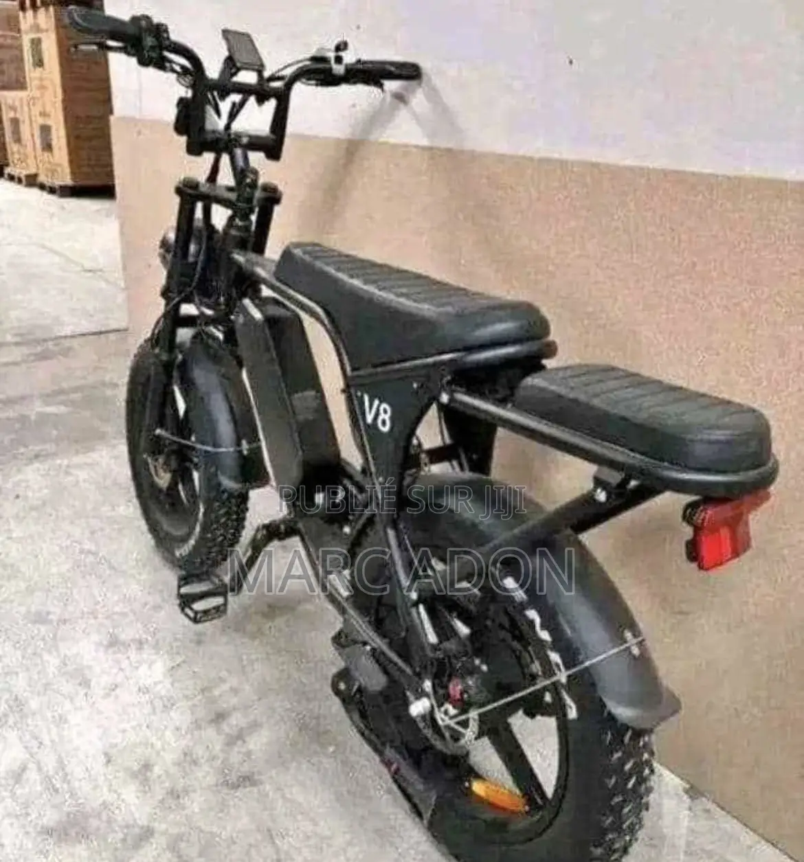 Vélo Électrique Fat Bike en Excellent État