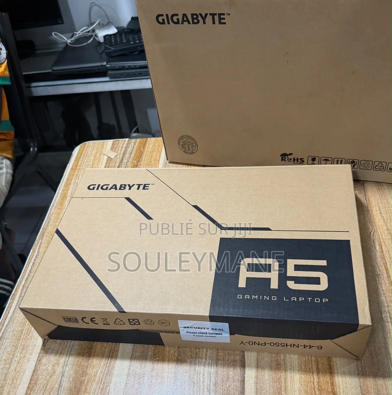 Nouveau Ordinateur portable Gigabyte A5 16GB AMD Ryzen 9 SSD 512GB