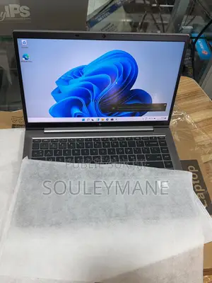 Nouveau Ordinateur portable HP ZBook 14 16GB Intel Core i7 SSD 512GB