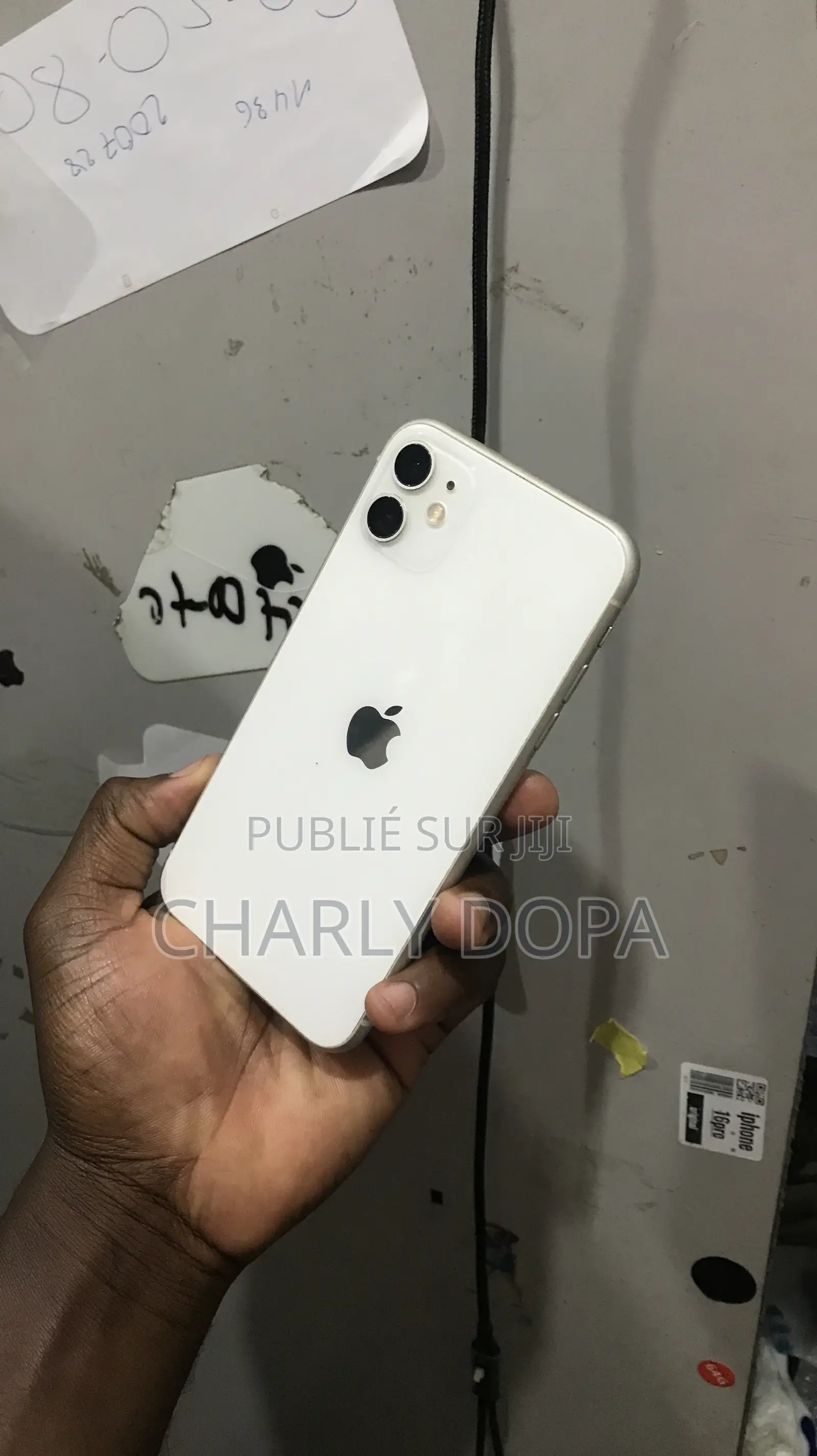 Apple iPhone 11 64 GB Blanc