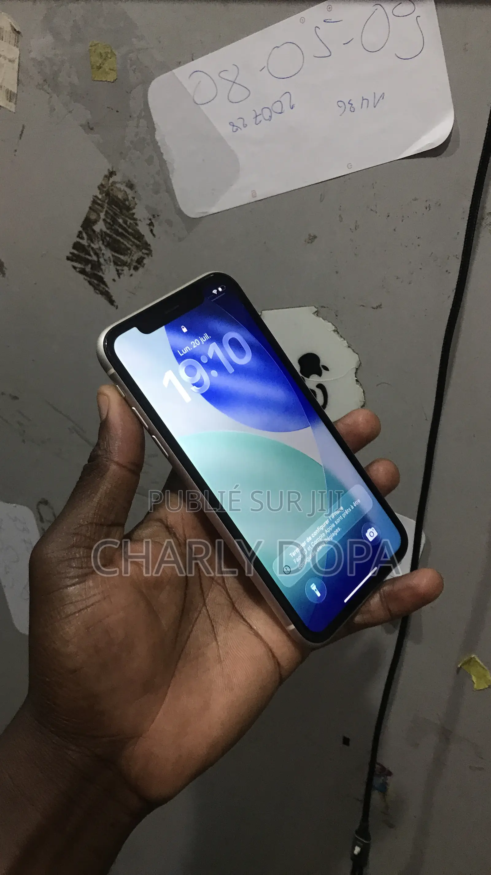 Apple iPhone 11 64 GB Blanc