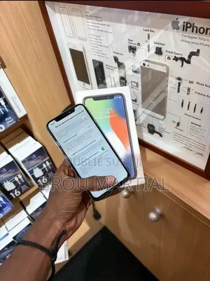 Nouveau Apple iPhone X 64 GB Blanc