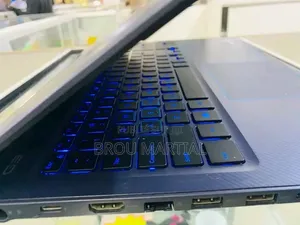 Nouveau Ordinateur de bureau HP 200 G4 8GB Intel Core i5 HDD 256GB