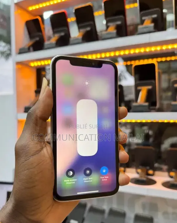 Nouveau Apple iPhone XR 64 GB Autre