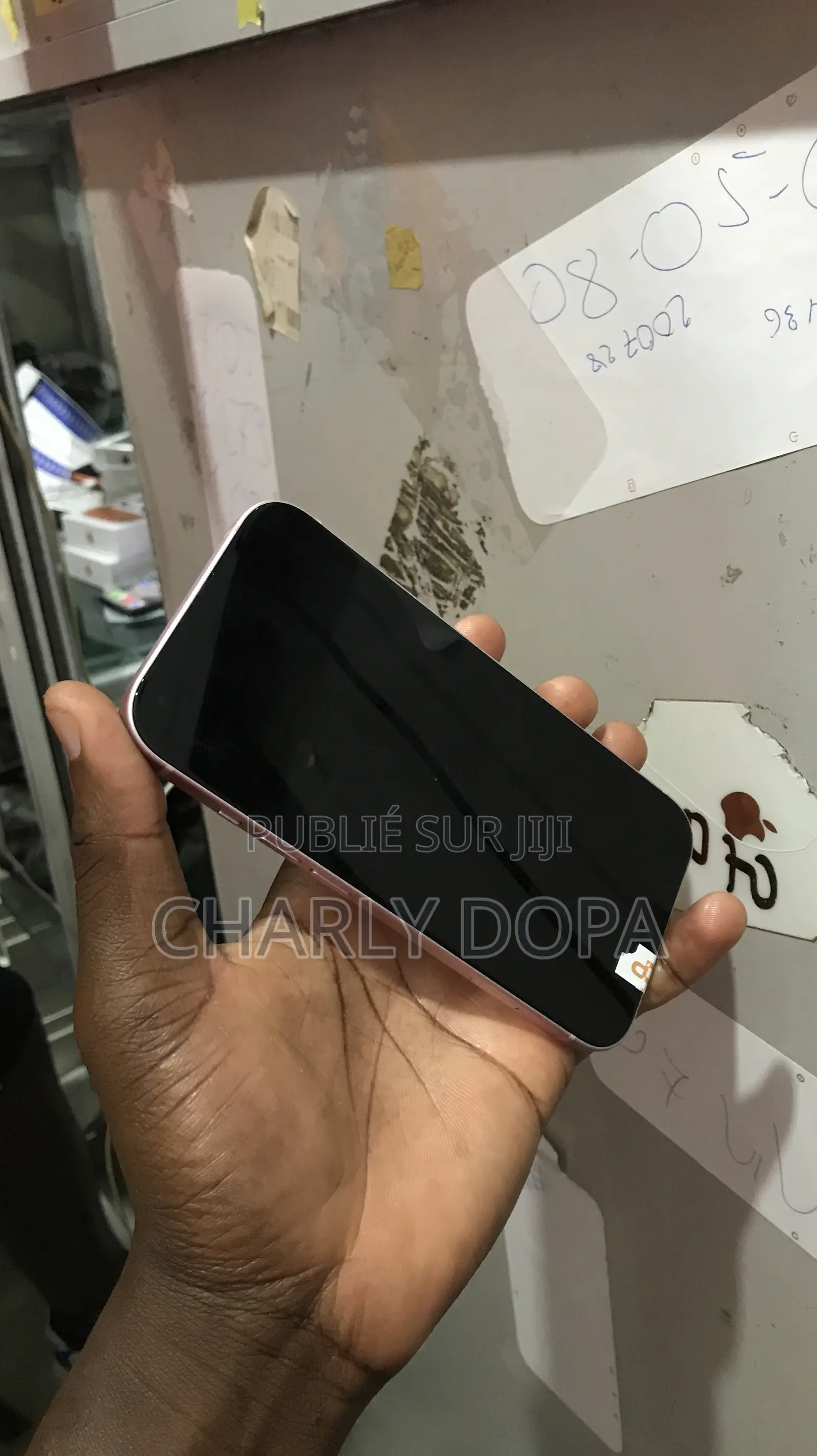 Apple iPhone 15 128 GB Rose