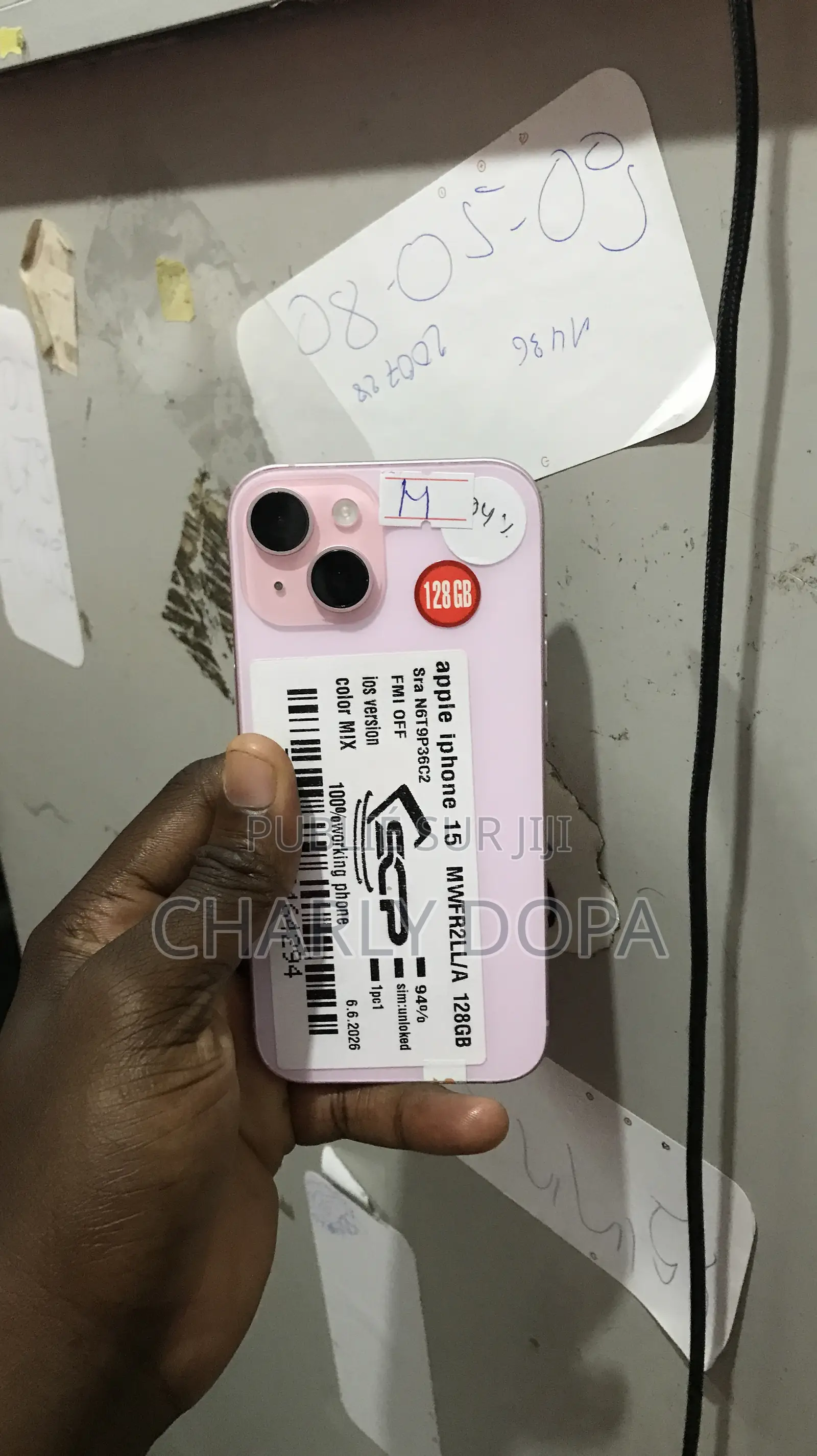 Apple iPhone 15 128 GB Rose