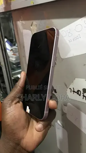 Apple iPhone 15 128 GB Rose