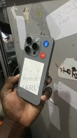 Apple iPhone 15 Pro 128 GB Argenté