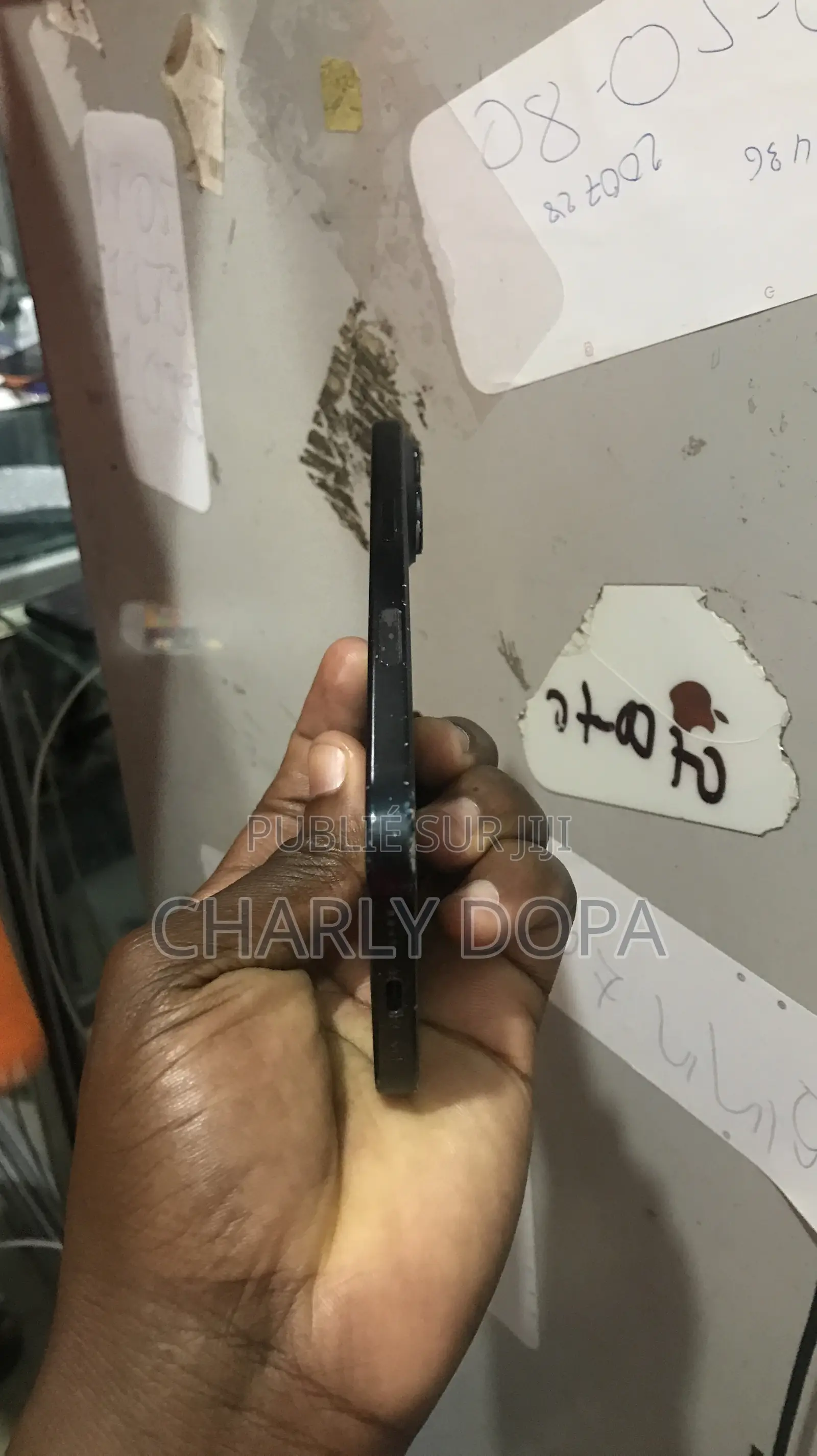 Apple iPhone 16 128 GB Noir