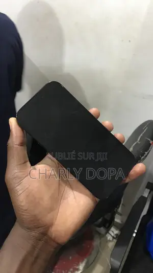 Apple iPhone 16 Pro 128 GB Noir