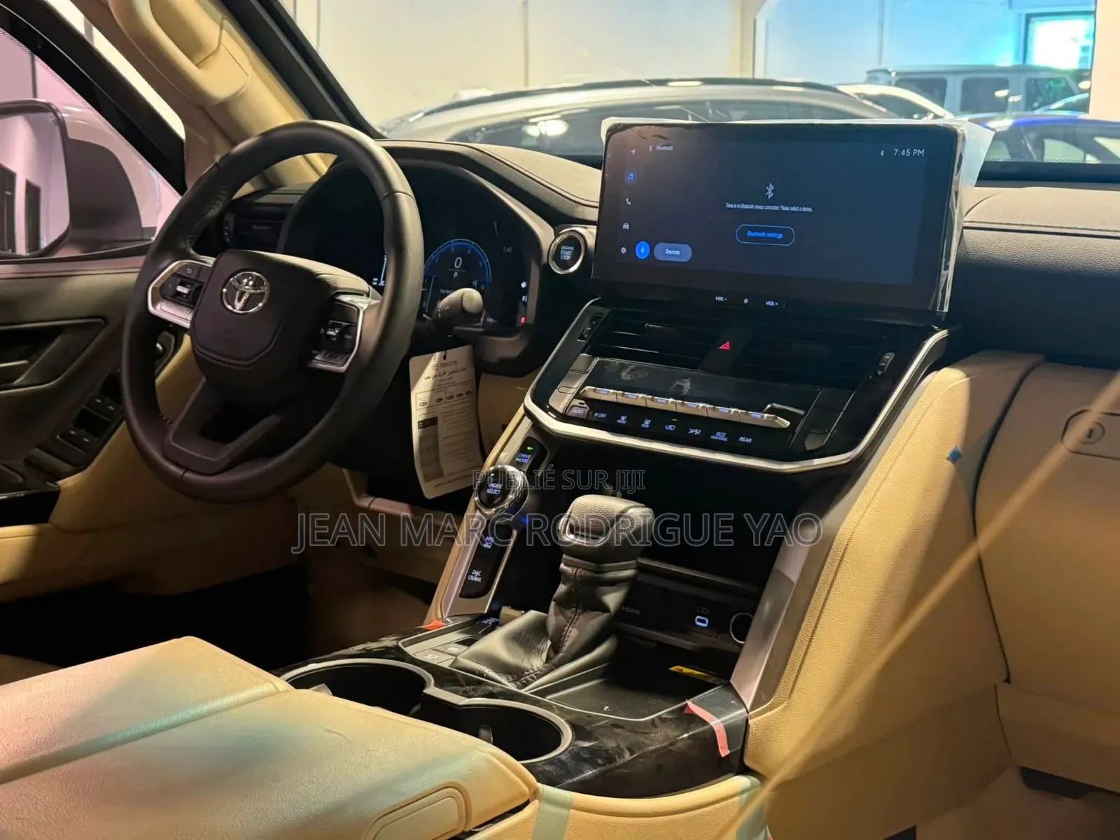 Nouveau Toyota Land Cruiser 2025 Blanc cassé