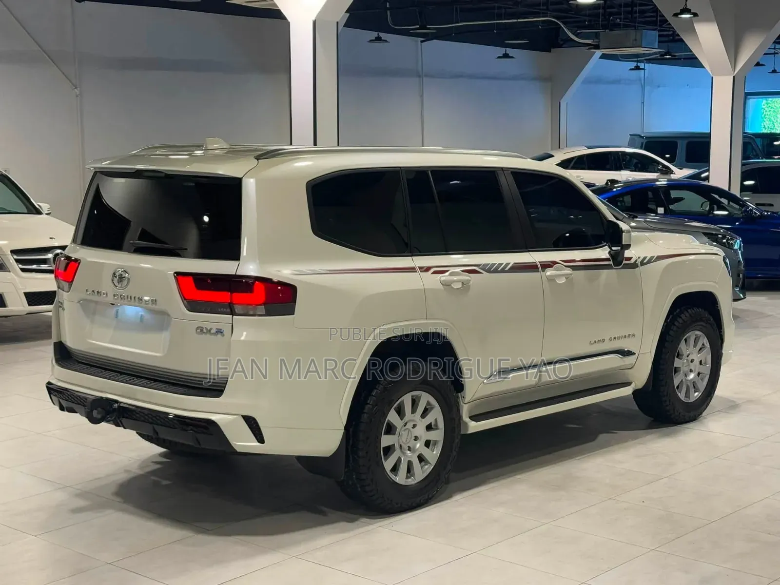 Nouveau Toyota Land Cruiser 2025 Blanc cassé