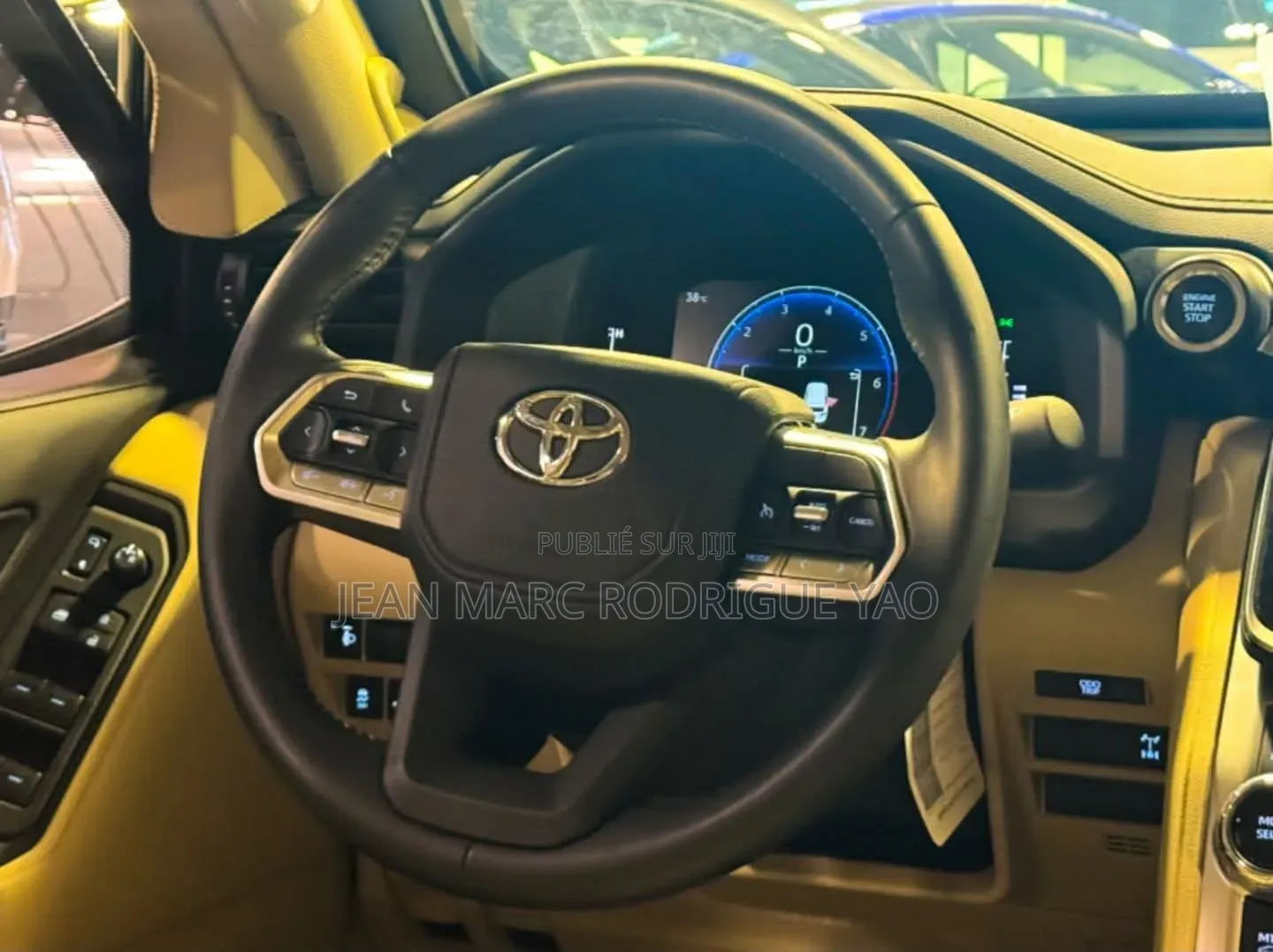 Nouveau Toyota Land Cruiser 2025 Blanc cassé