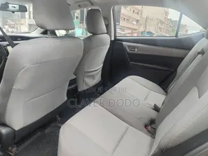 Toyota Corolla 2017 Rouge