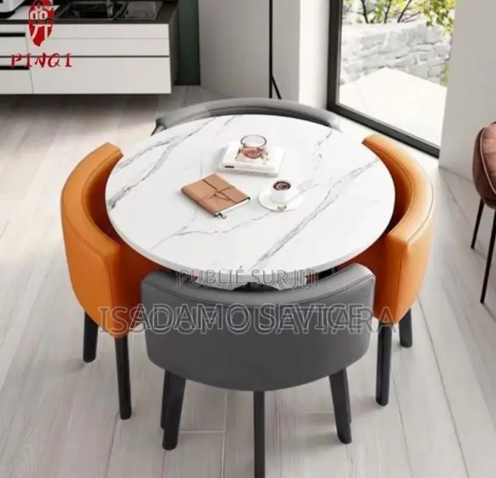 Table À Manger