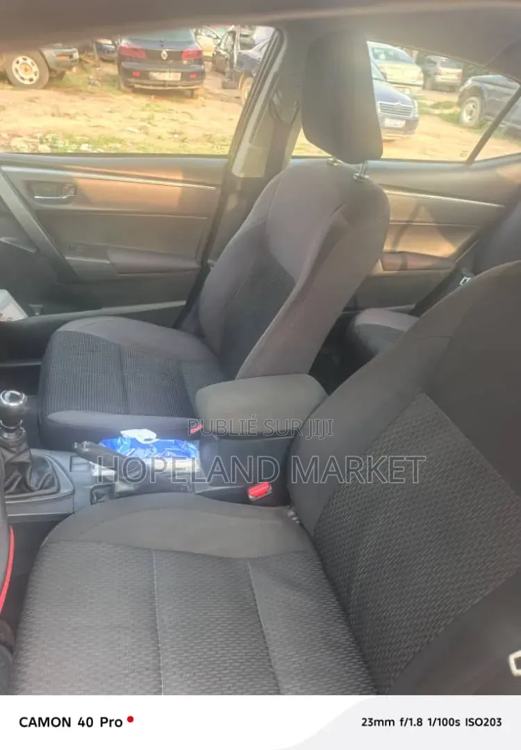 Toyota Corolla 2019 Noir