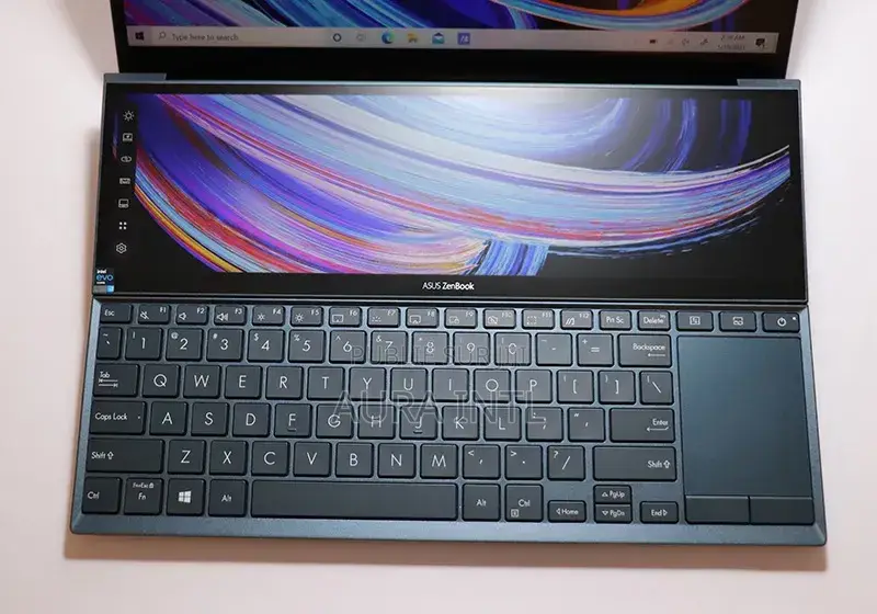 Nouveau Asus ZenBook Pro UX550VE 32GB Intel Core i9 SSD 1T