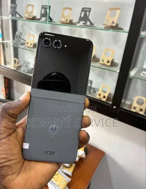 Nouveau Motorola Razr 50 Ultra 512 GB Autre