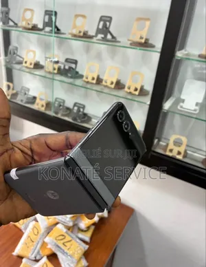 Nouveau Motorola Razr 50 Ultra 512 GB Autre