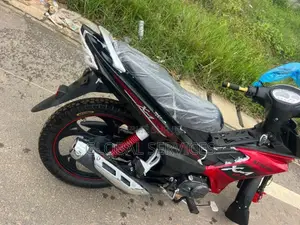 Nouveau KTM RC 125 2025 Bleu