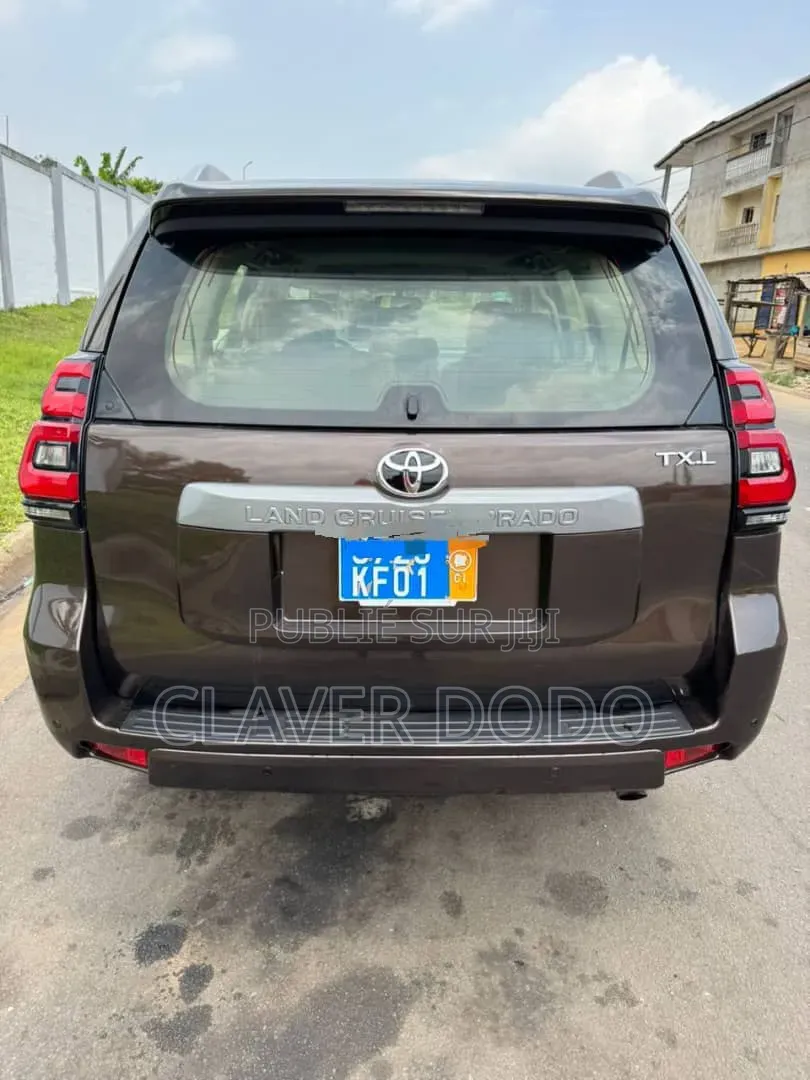 Toyota Land Cruiser Prado 2018 Noir