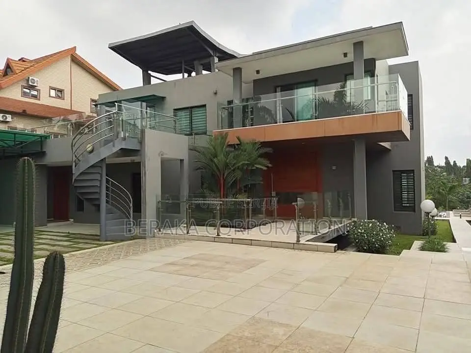 17chbre Duplex dans Beraka Corporation, Cocody à Vendre