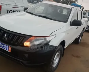 Mitsubishi L200 2019 Blanc